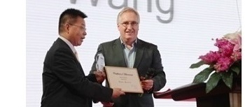 索電隆重慶祝2014年會(huì)